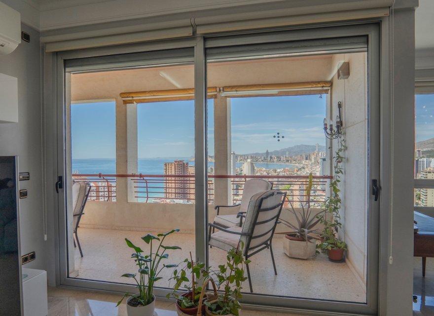 Odsprzedaż - Apartament - Benidorm