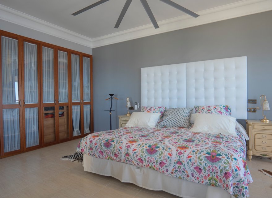 Odsprzedaż - Apartament - Benidorm