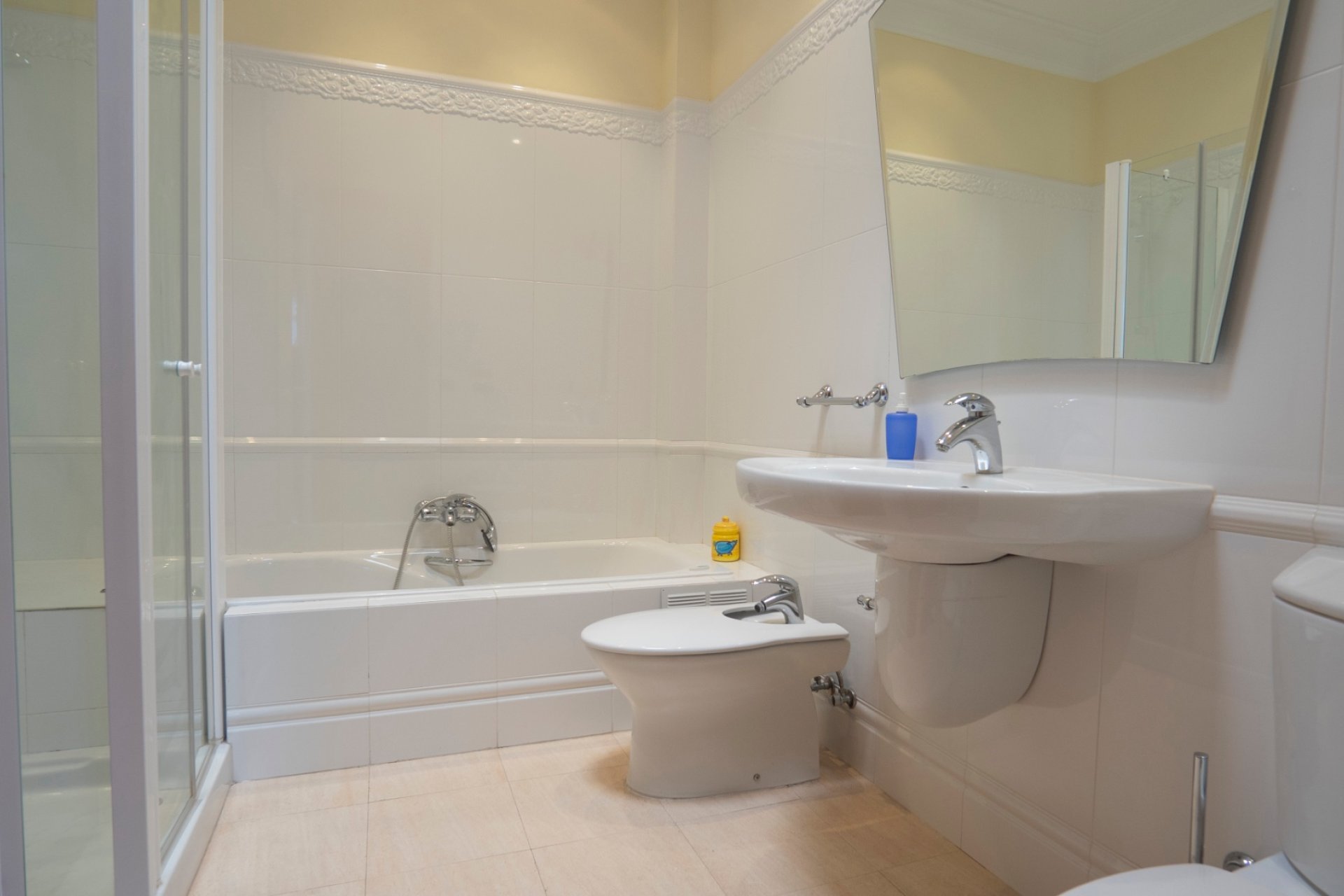 Odsprzedaż - Apartament - Benidorm