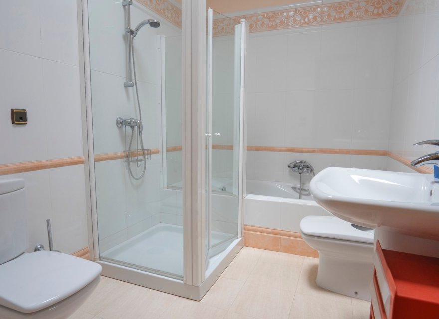 Odsprzedaż - Apartament - Benidorm