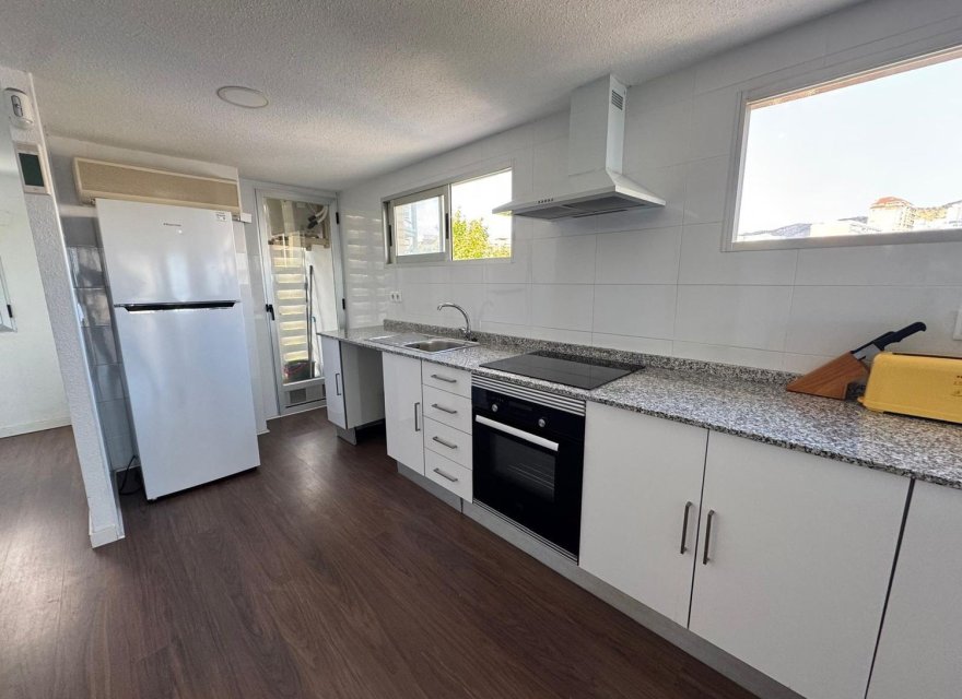 Odsprzedaż - Apartament - Benidorm