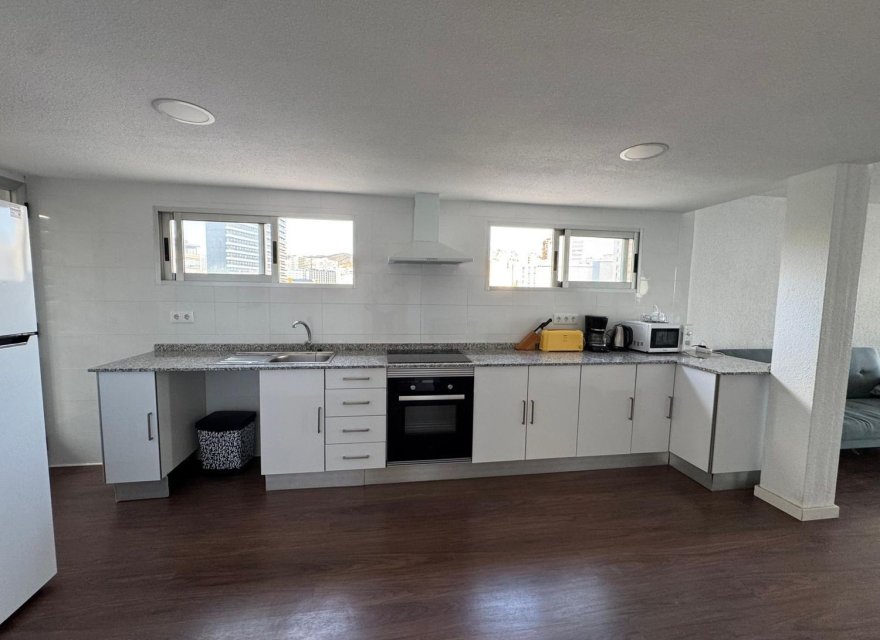 Odsprzedaż - Apartament - Benidorm