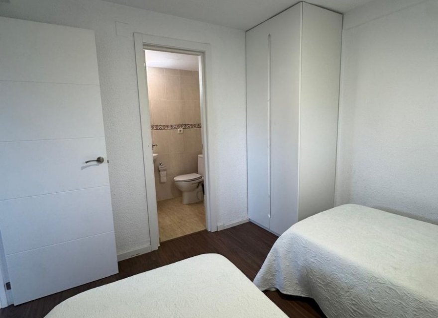 Odsprzedaż - Apartament - Benidorm