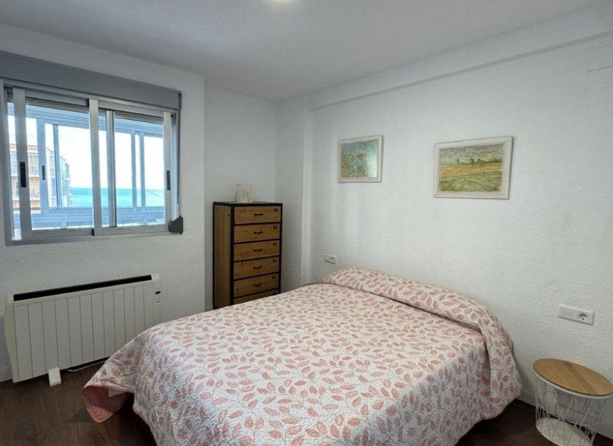 Odsprzedaż - Apartament - Benidorm
