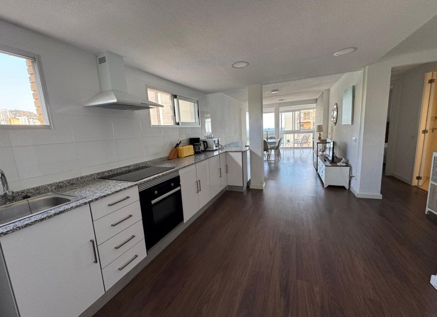 Odsprzedaż - Apartament - Benidorm