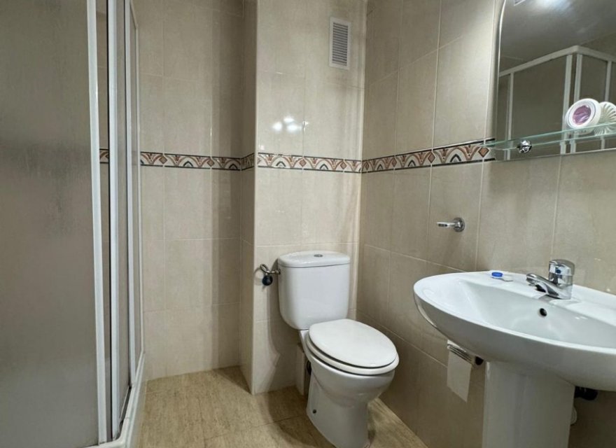 Odsprzedaż - Apartament - Benidorm