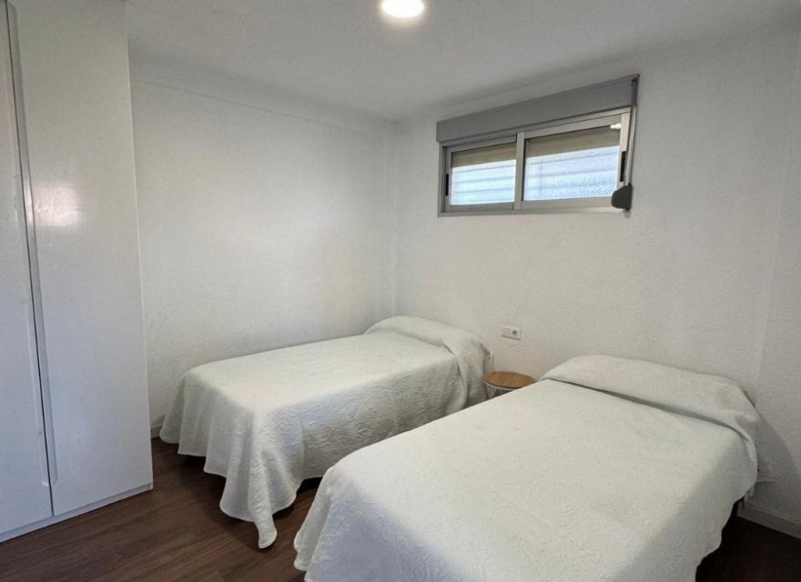 Odsprzedaż - Apartament - Benidorm