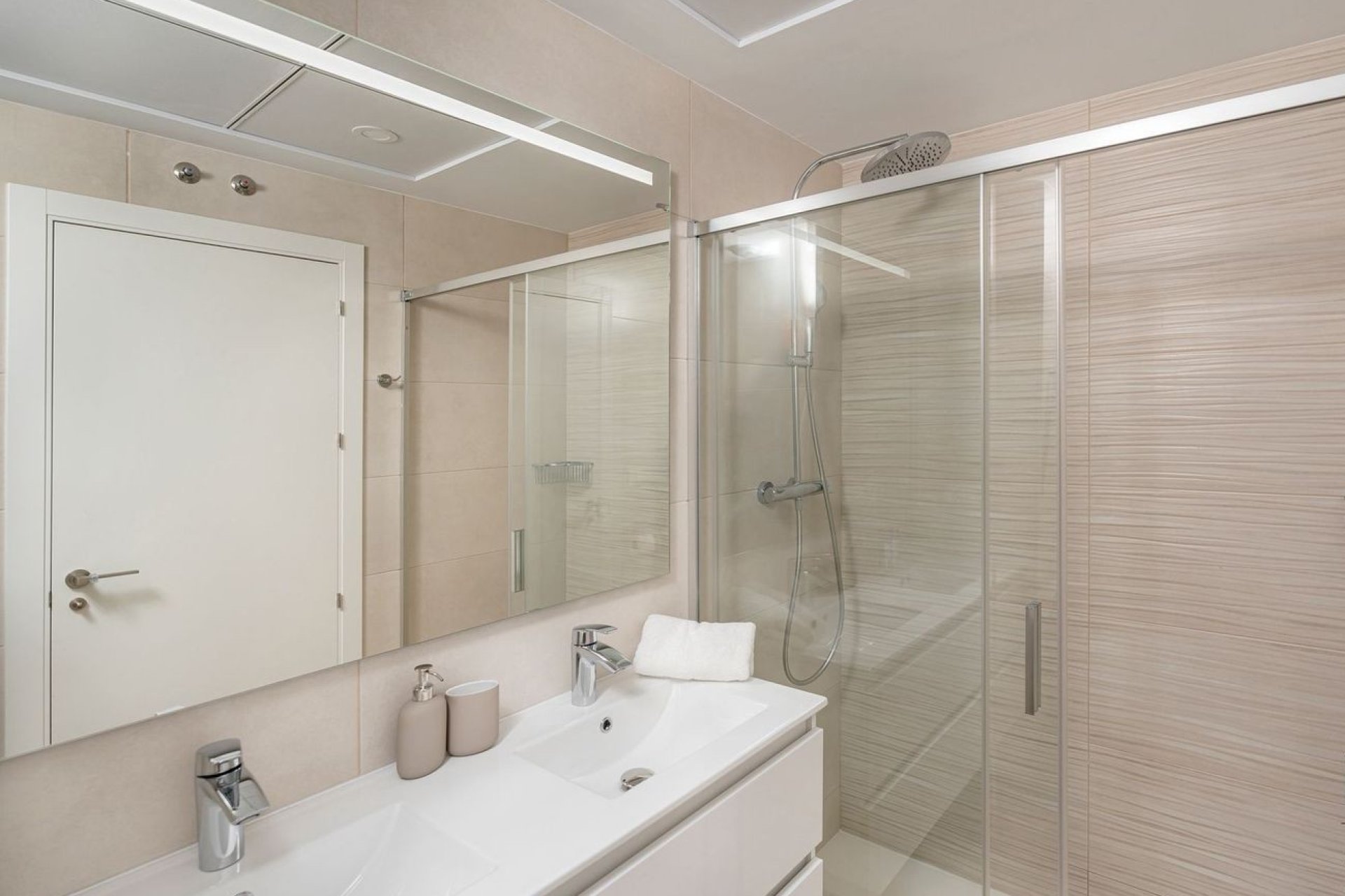 Odsprzedaż - Apartament - Benidorm