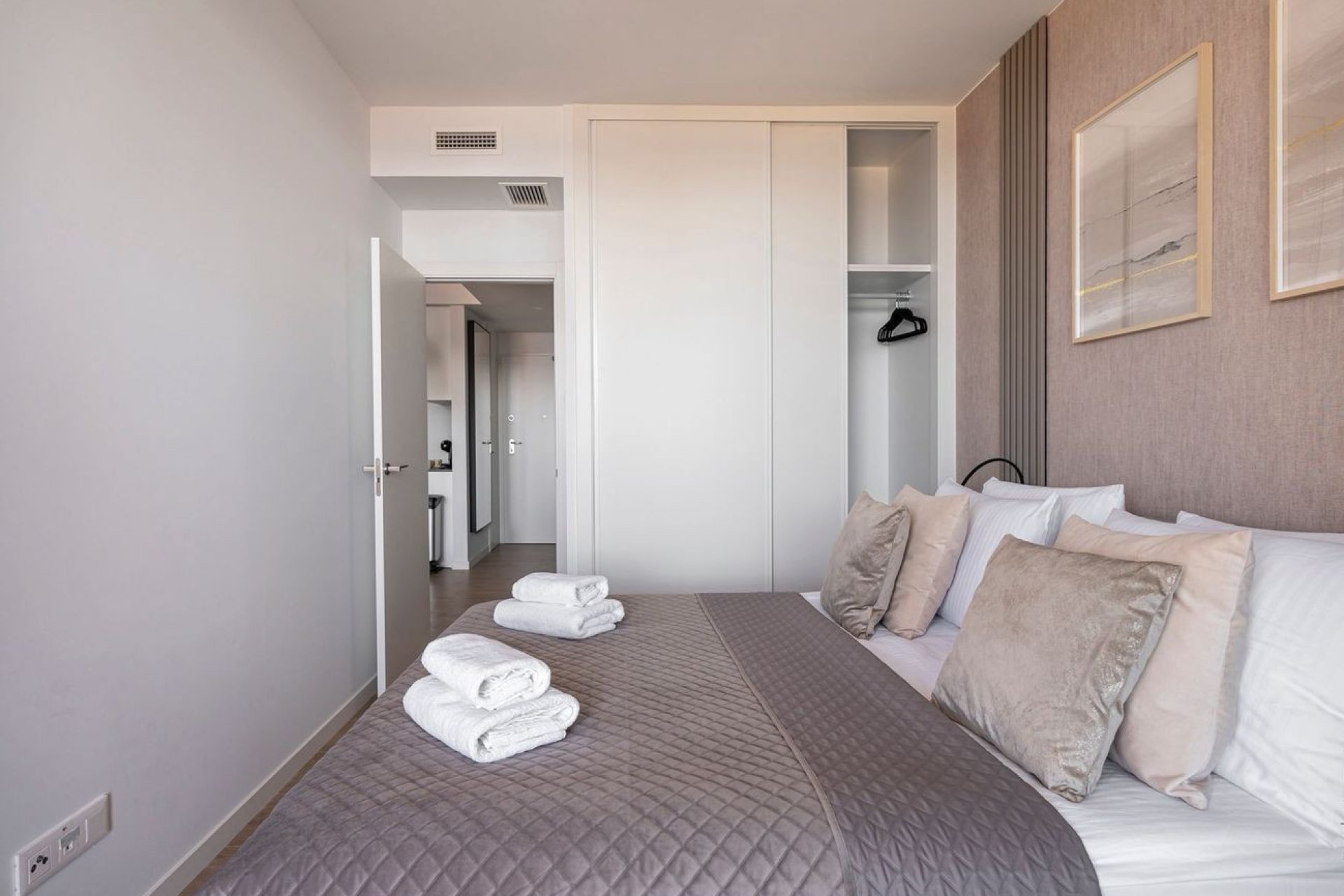 Odsprzedaż - Apartament - Benidorm