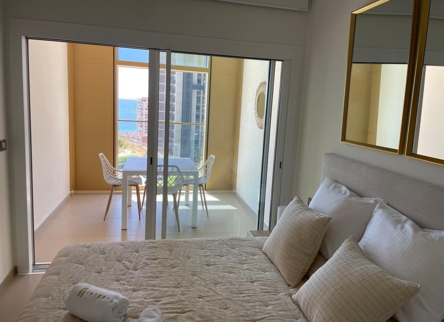 Odsprzedaż - Apartament - Benidorm