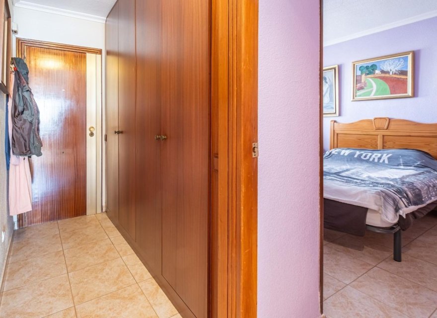 Odsprzedaż - Apartament - Benidorm