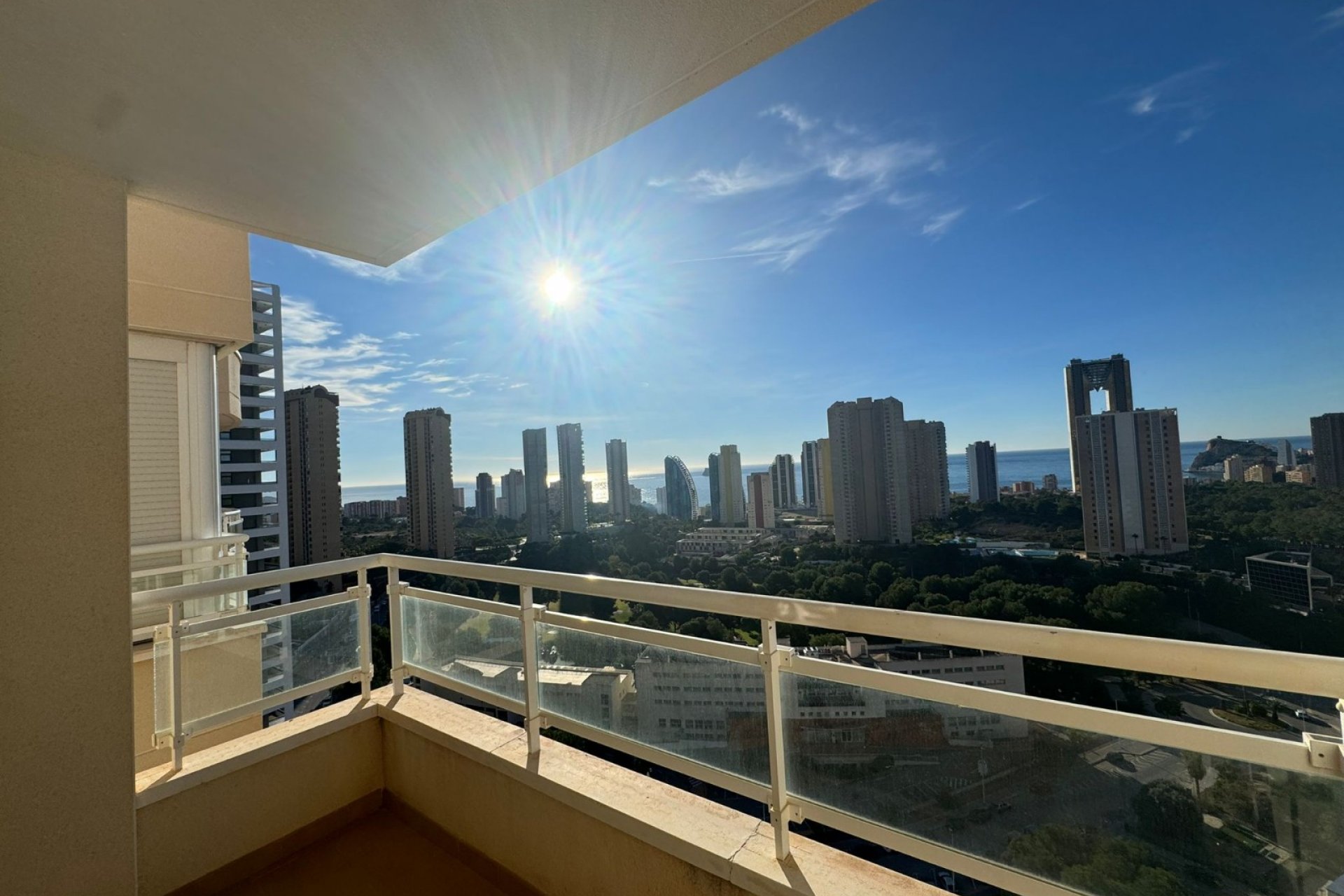 Odsprzedaż - Apartament - Benidorm