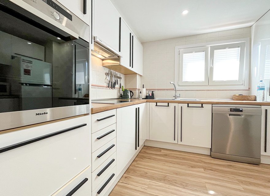 Odsprzedaż - Apartament - Cala Viñes