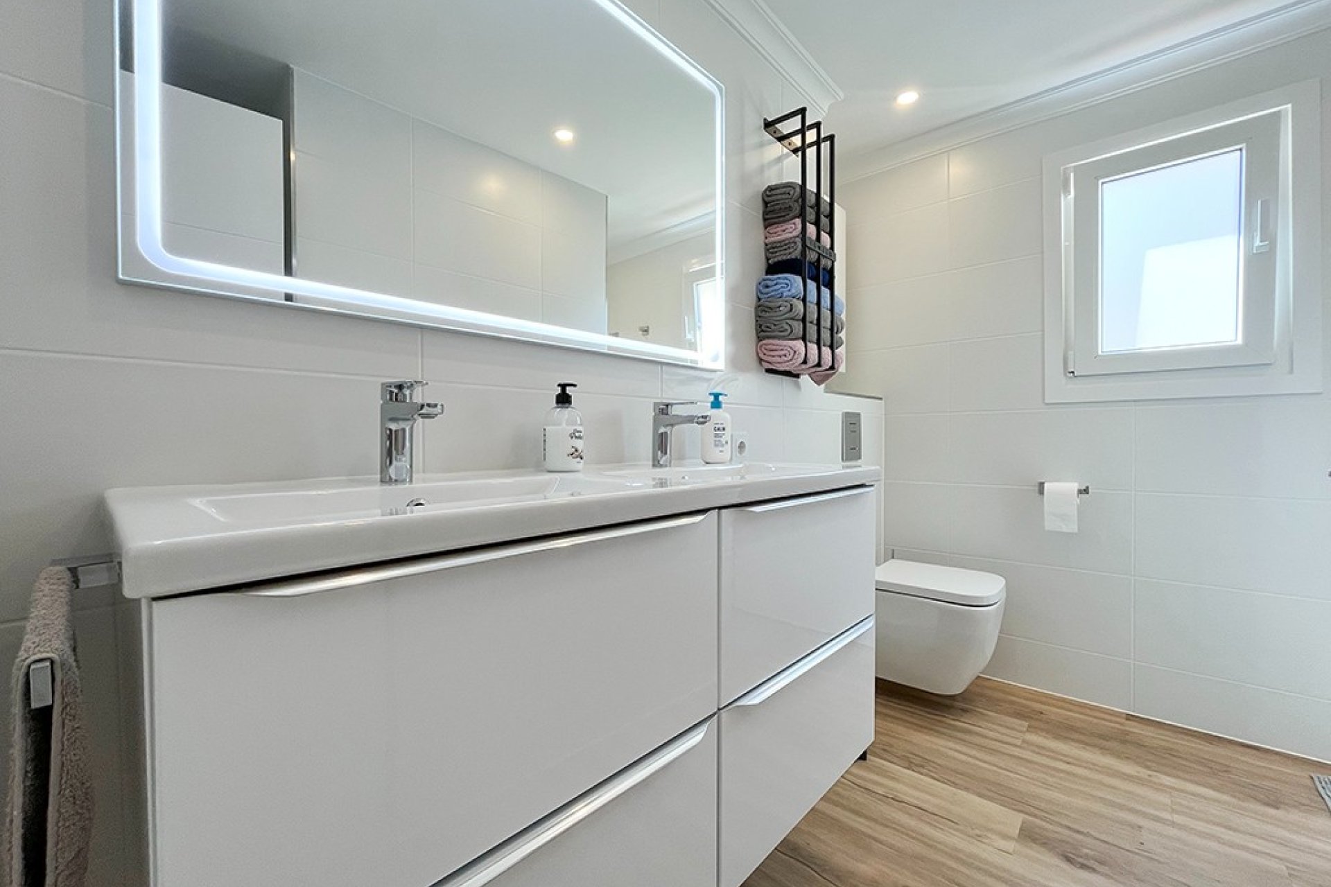 Odsprzedaż - Apartament - Cala Viñes