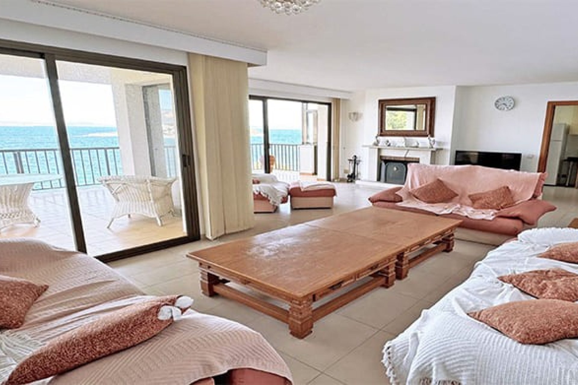 Odsprzedaż - Apartament - Cala Viñes