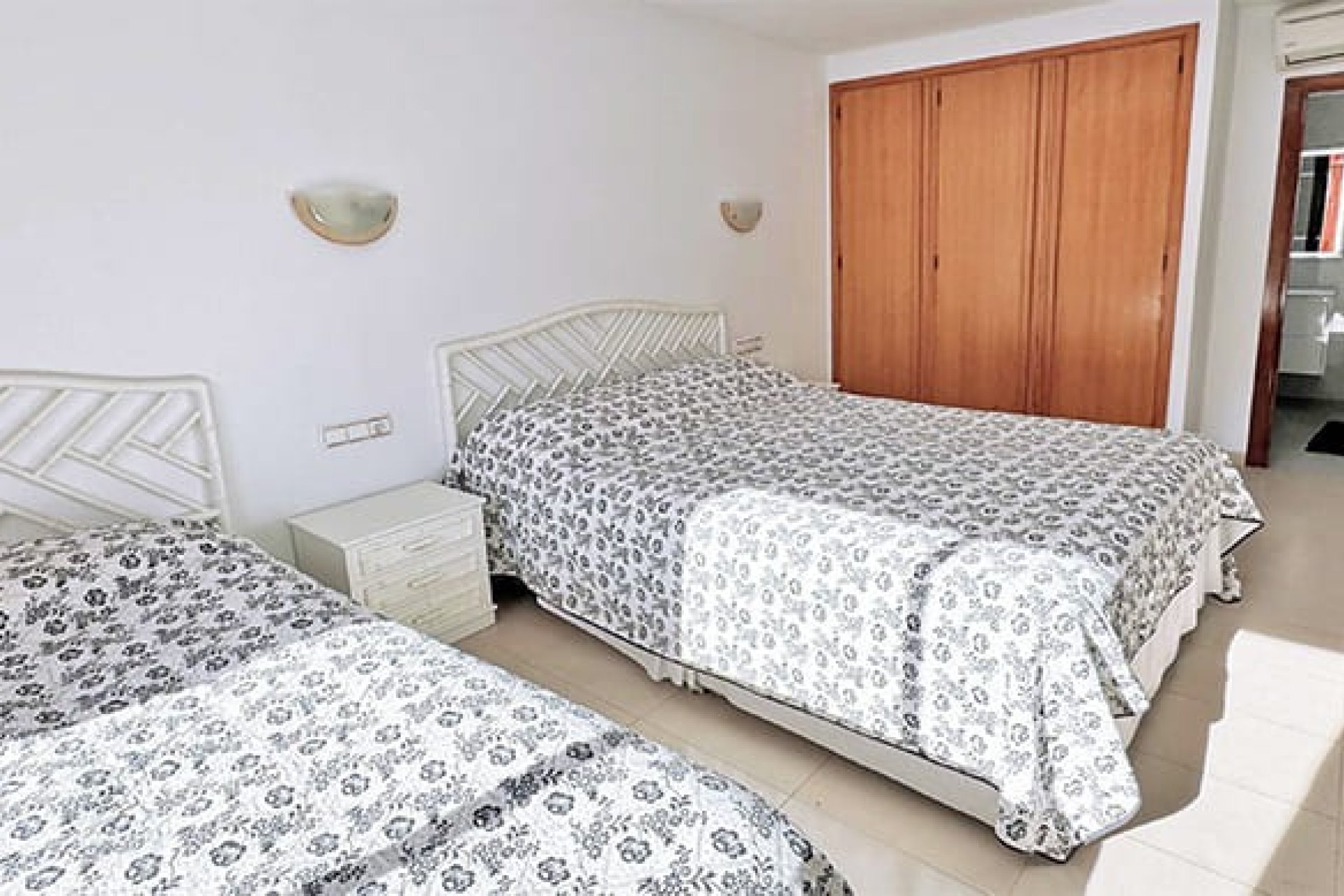 Odsprzedaż - Apartament - Cala Viñes