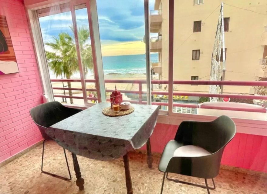 Odsprzedaż - Apartament - Calpe - Gran Sol