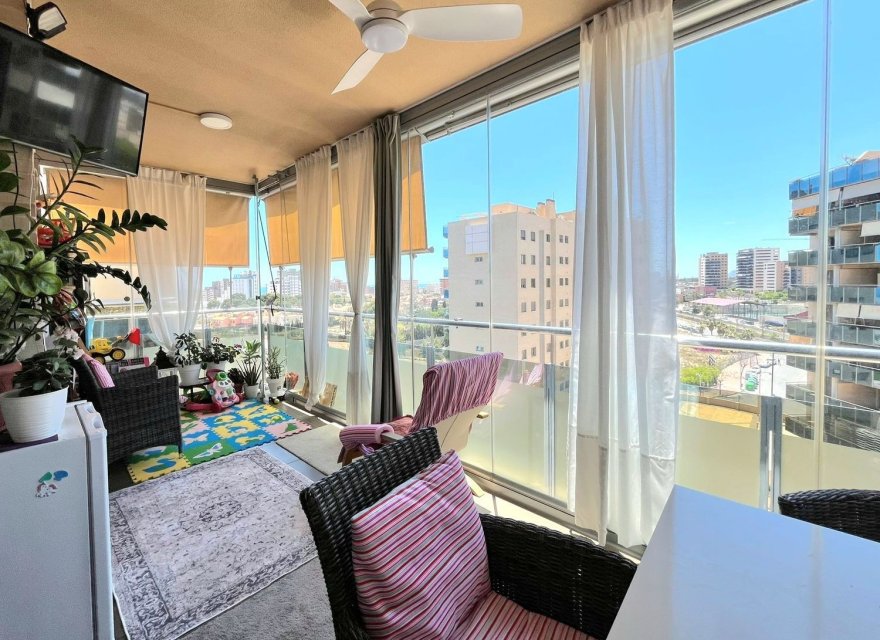 Odsprzedaż - Apartament - El Campello - Campello Playa