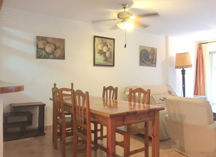 Odsprzedaż - Apartament - El Campello - Campello Playa