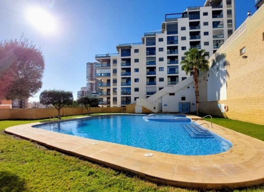 Odsprzedaż - Apartament - El Campello - Campello Playa