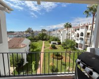 Odsprzedaż - Apartament - Еstepona - Costa del Sol