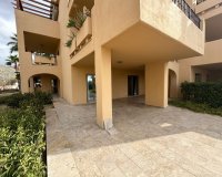 Odsprzedaż - Apartament - Еstepona - Costa del Sol