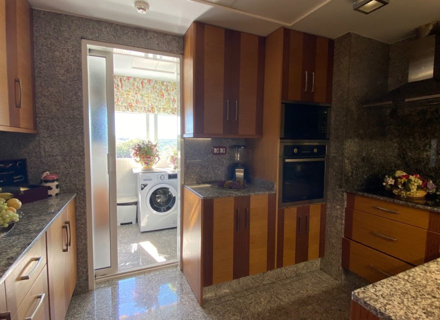 Odsprzedaż - Apartament - Guardamar del Segura - El Edén