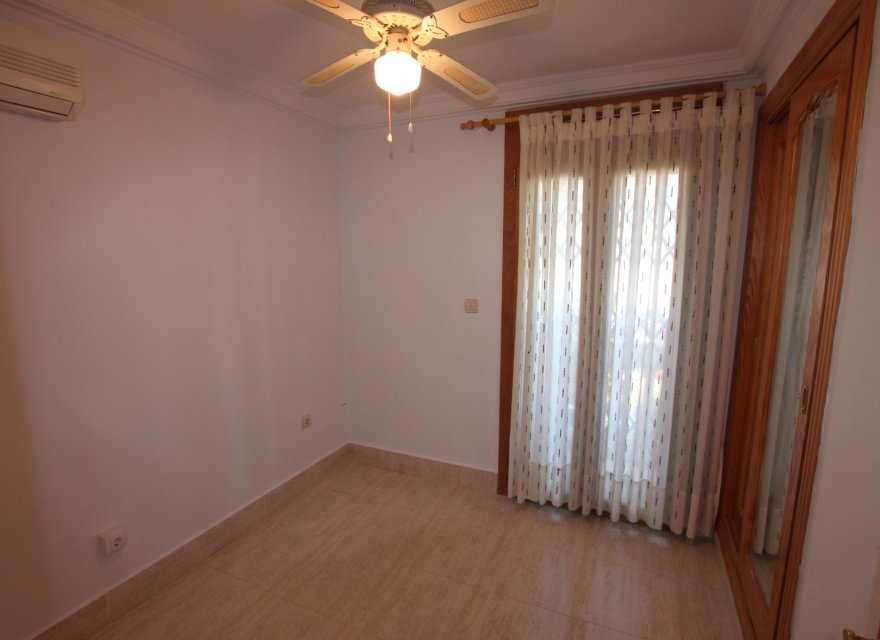 Odsprzedaż - Apartament - Guardamar del Segura - El Moncayo