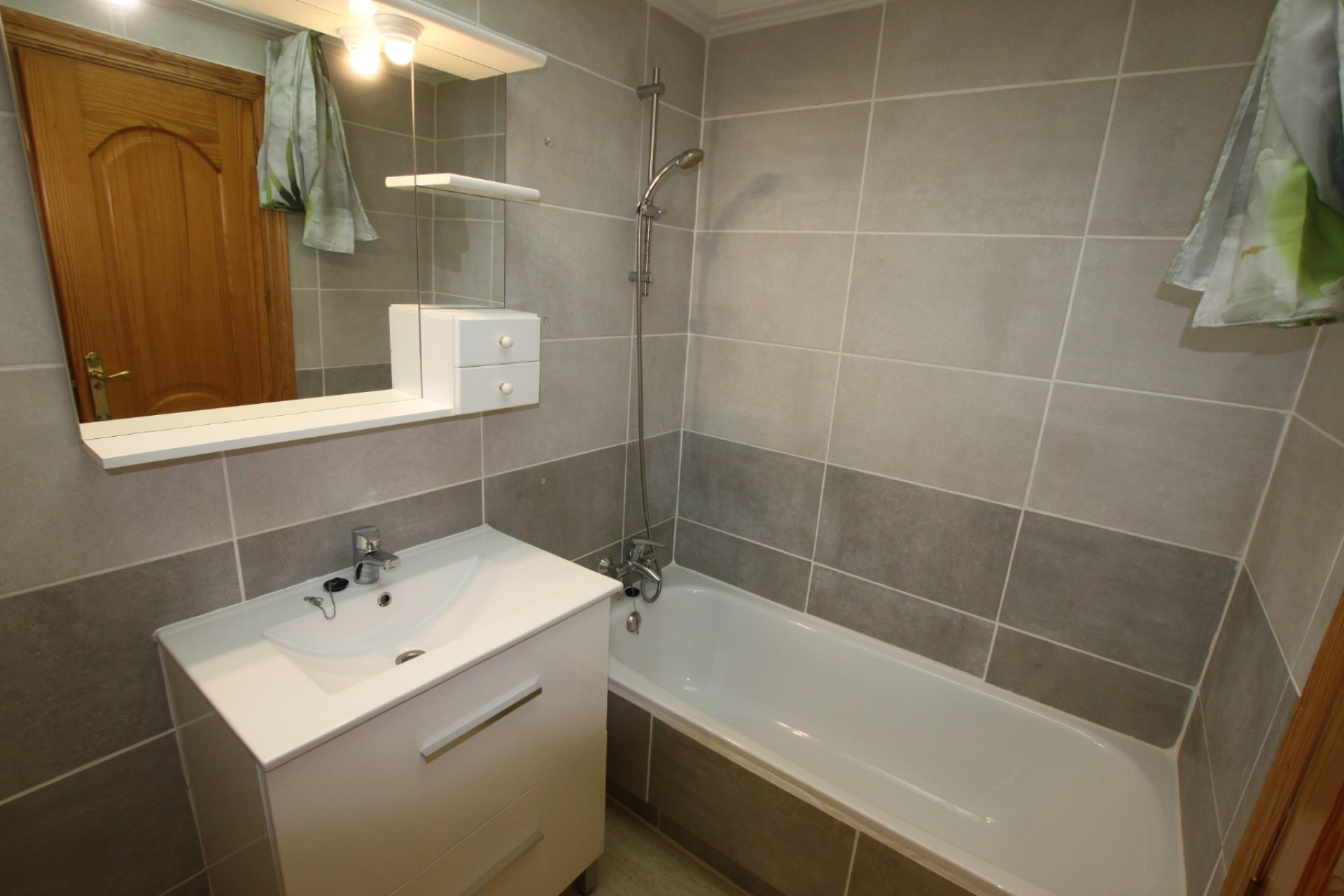 Odsprzedaż - Apartament - Guardamar del Segura - El Moncayo