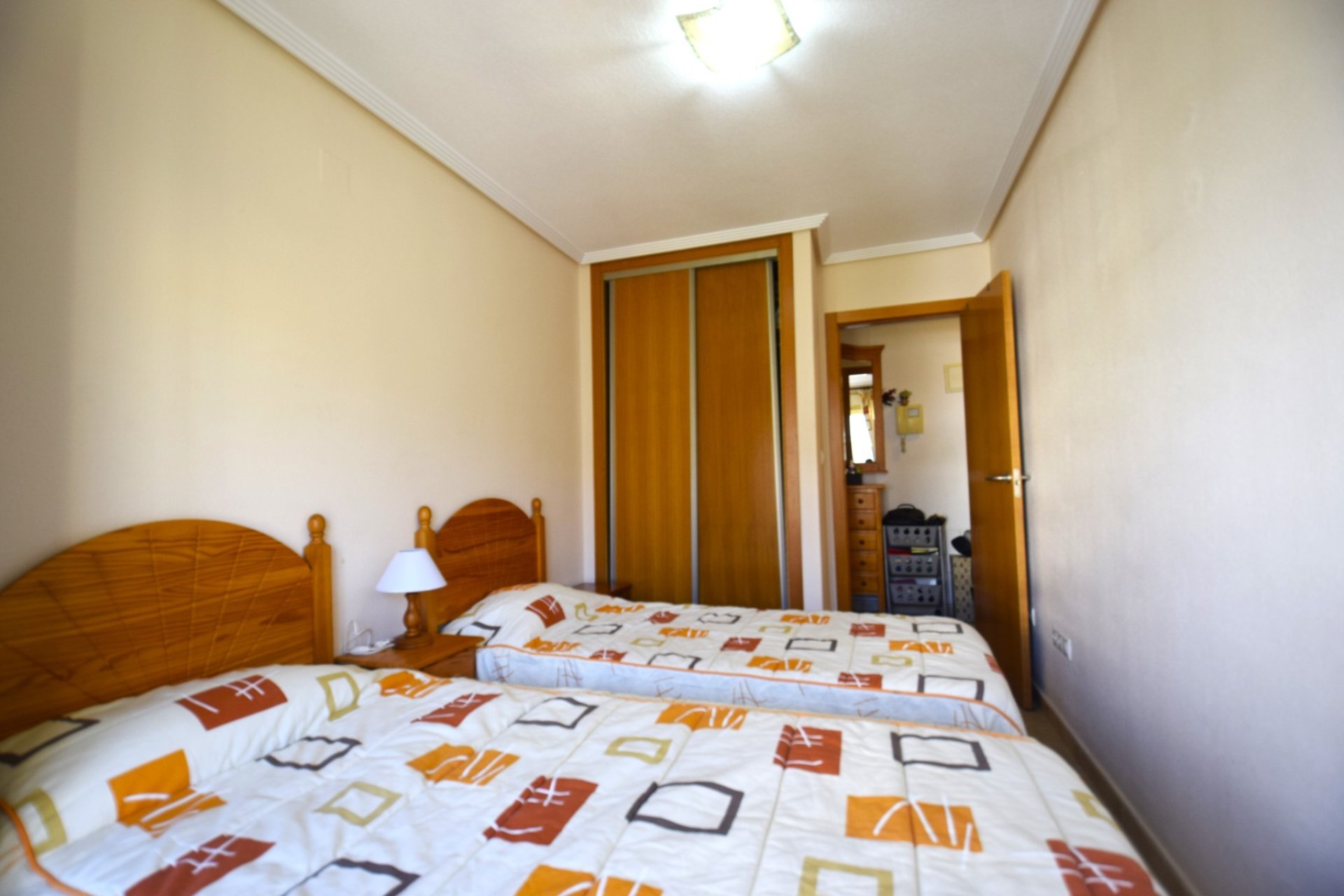 Odsprzedaż - Apartament - Guardamar del Segura - Plaza Porticada