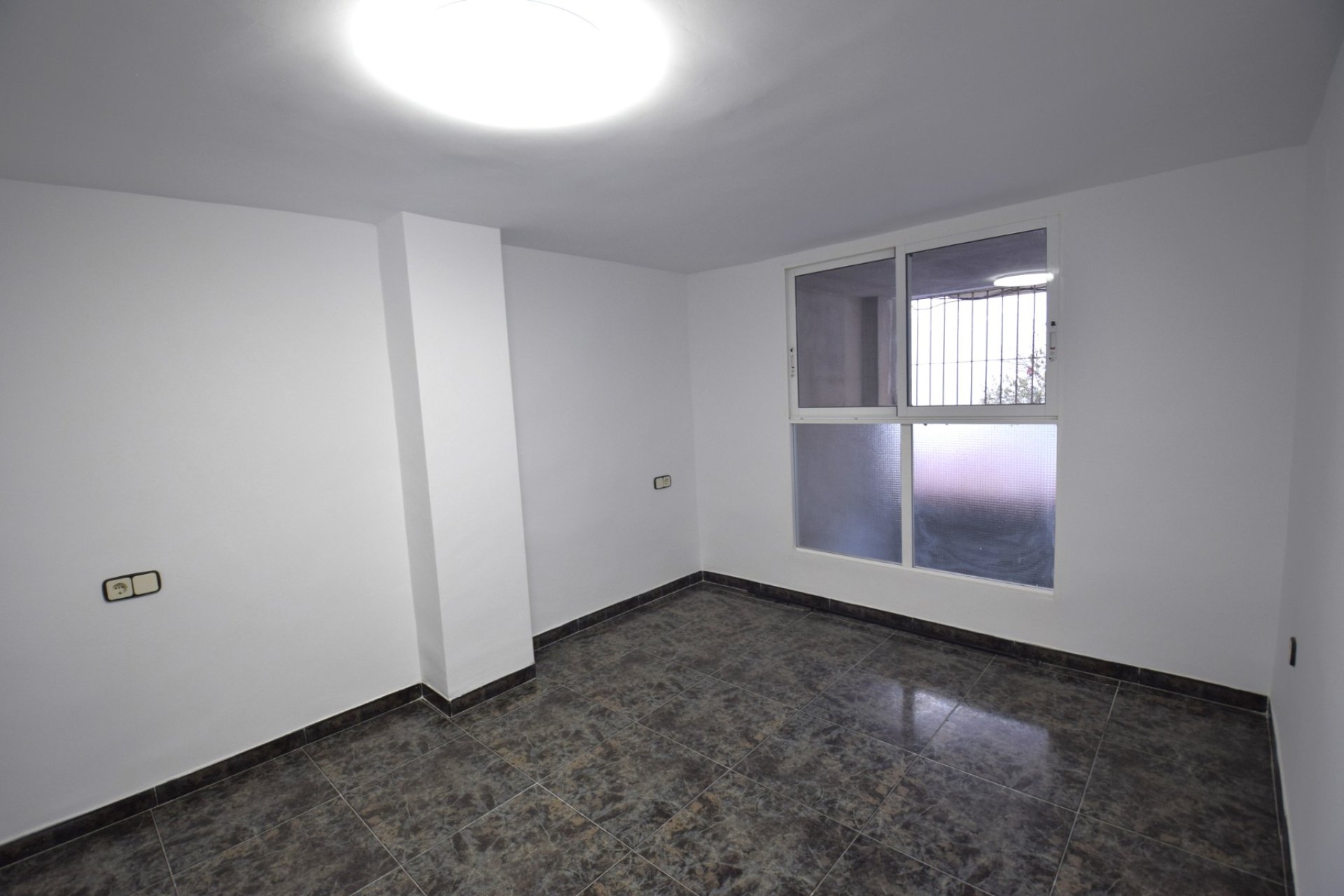 Odsprzedaż - Apartament - Guardamar del Segura - Pueblo