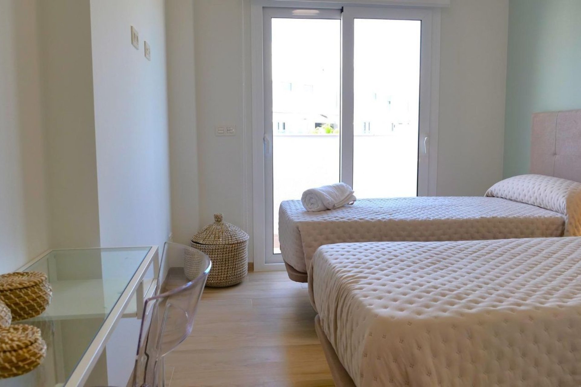 Odsprzedaż - Apartament - Guardamar del Segura - Puerto