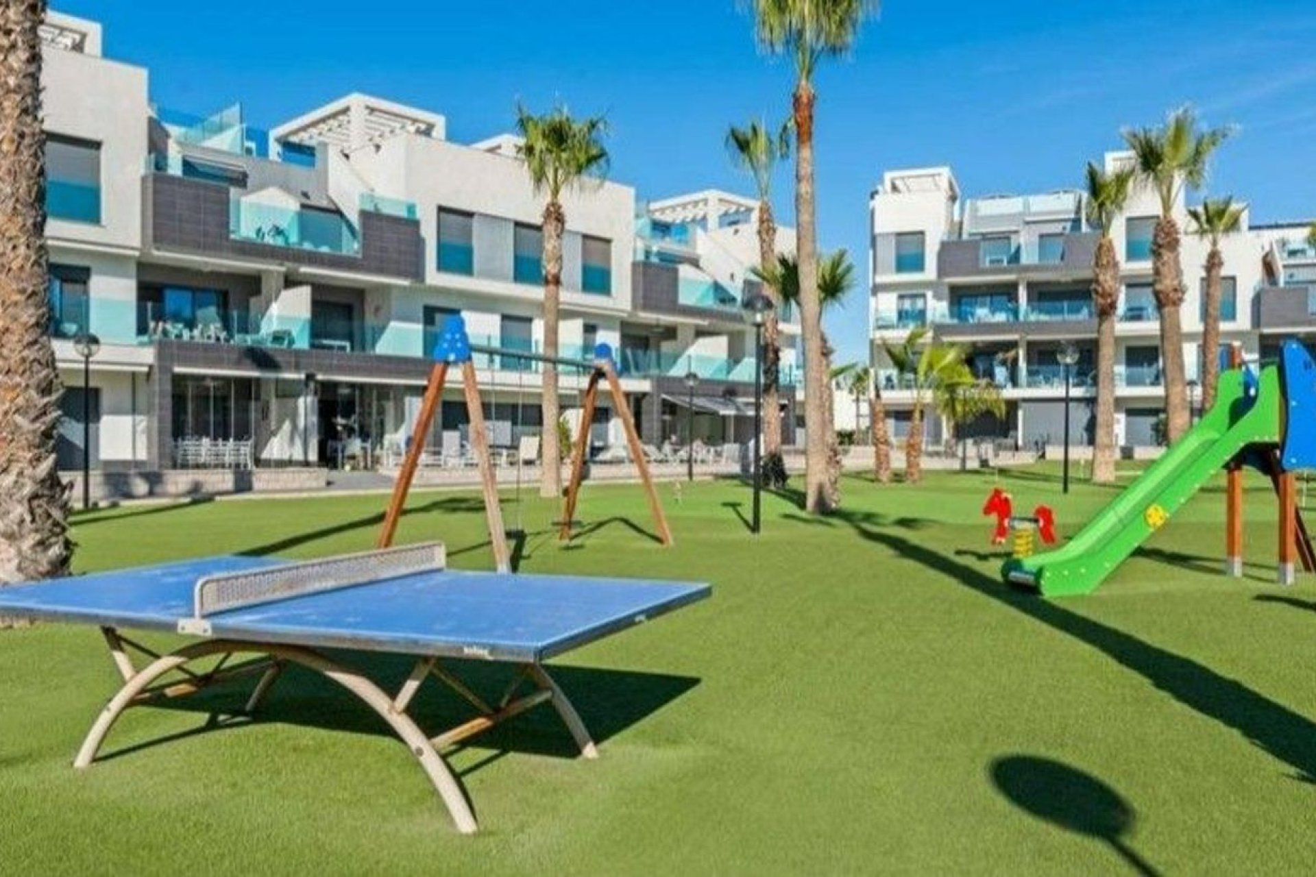 Odsprzedaż - Apartament - Guardamar del Segura - Puerto