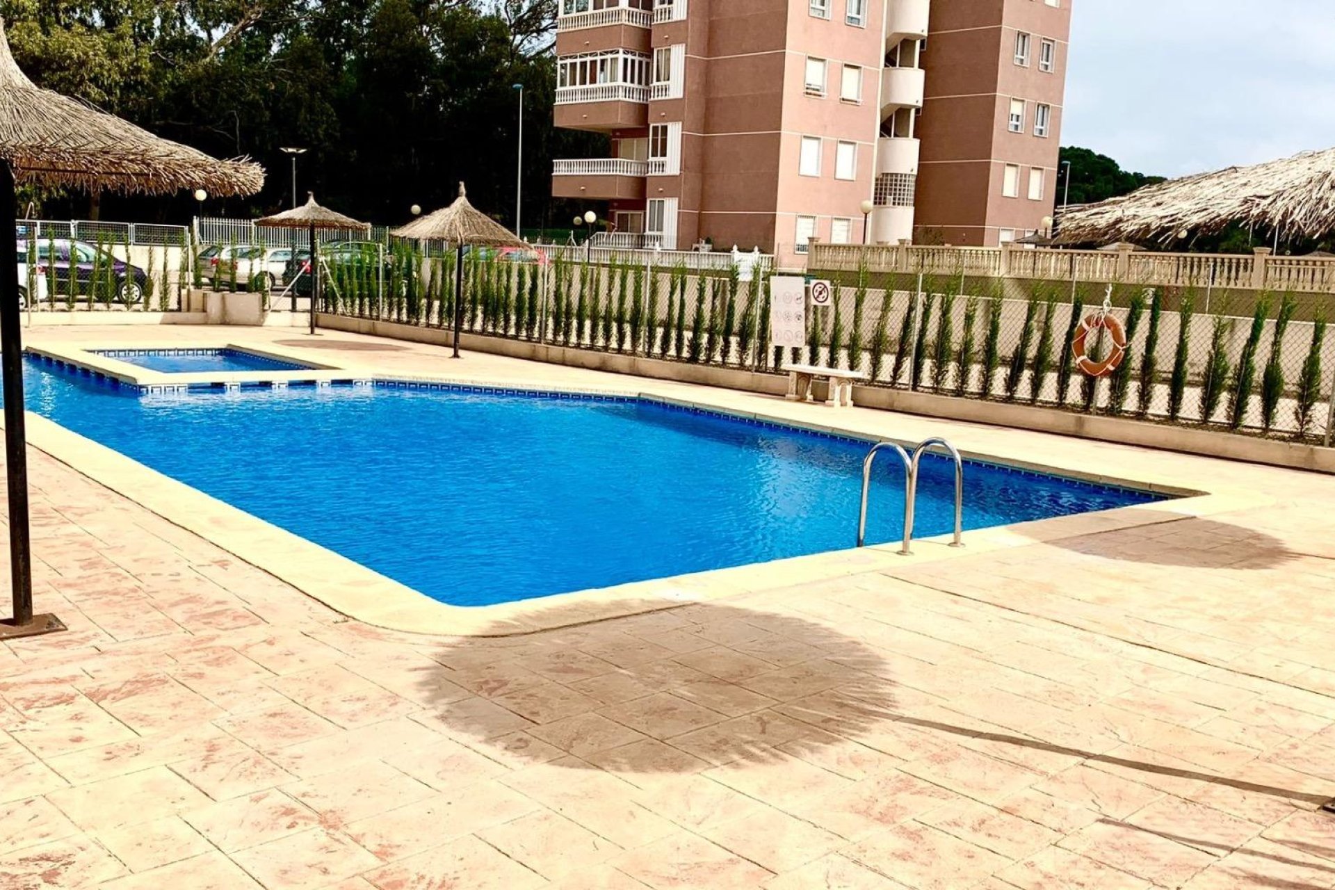 Odsprzedaż - Apartament - Guardamar del Segura - Puerto