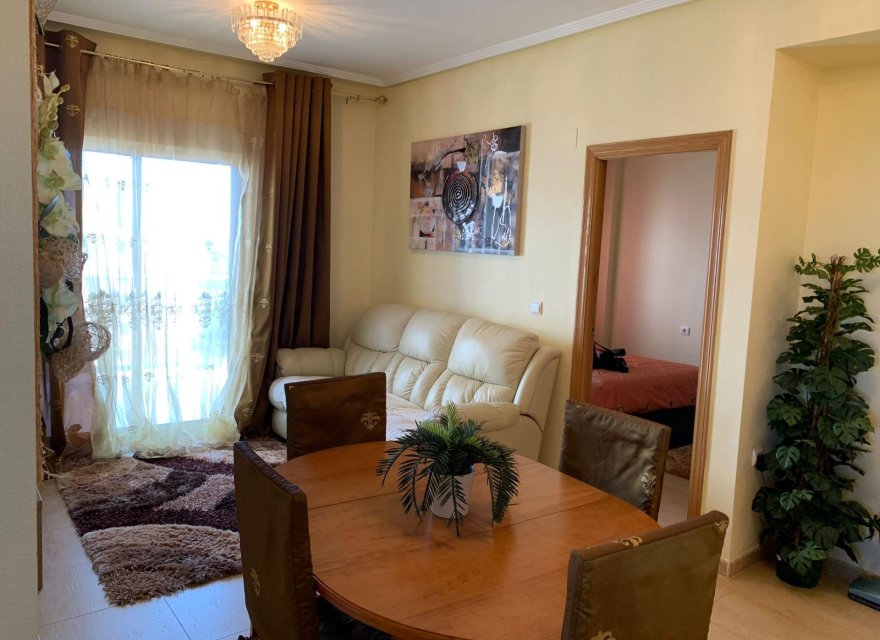 Odsprzedaż - Apartament - Guardamar del Segura - Puerto