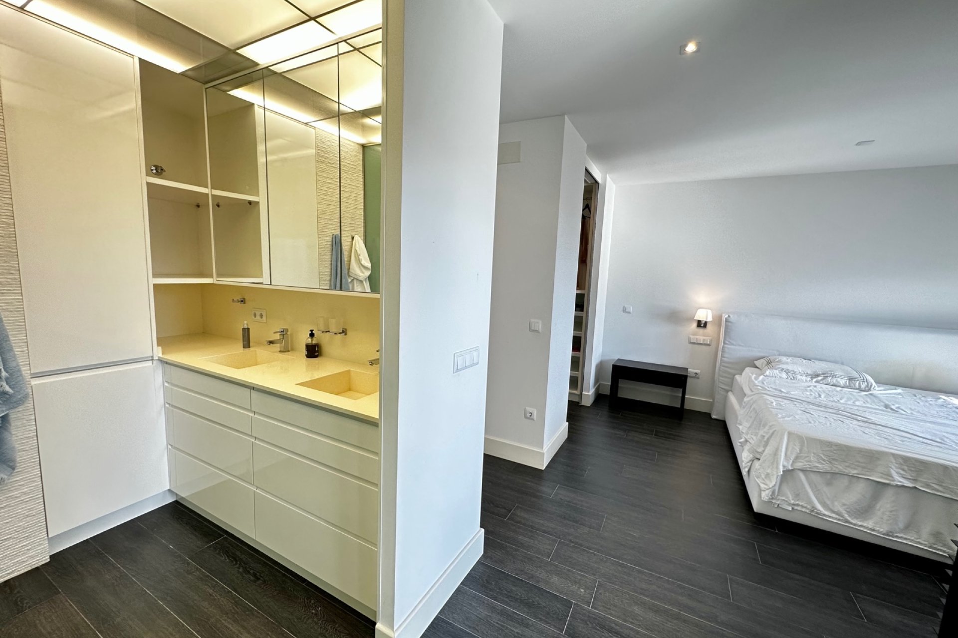 Odsprzedaż - Apartament - Guardamar del Segura