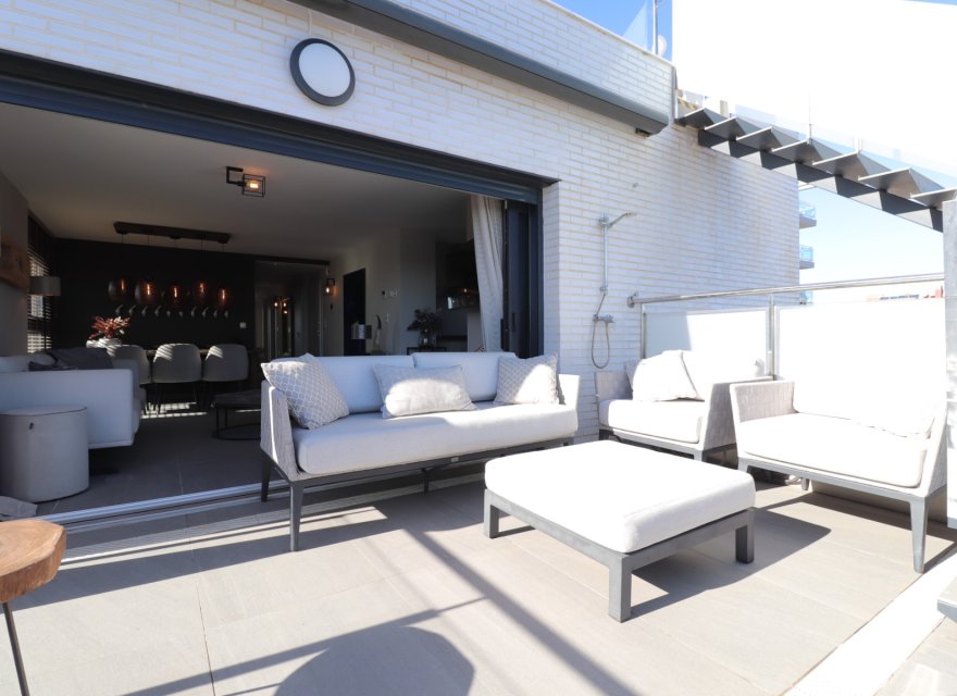 Odsprzedaż - Apartament - Guardamar del Segura