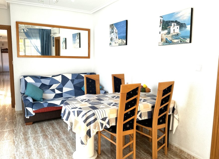 Odsprzedaż - Apartament - Guardamar del Segura