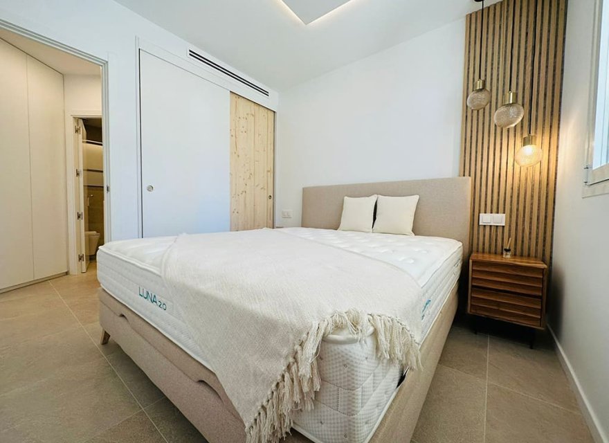 Odsprzedaż - Apartament - Illetes