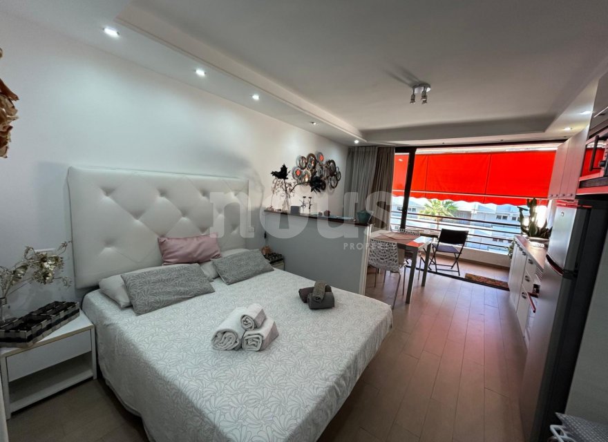 Odsprzedaż - Apartament - Las Americas (Adeje) - Olympia