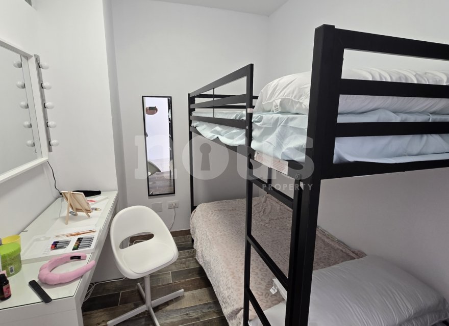 Odsprzedaż - Apartament - Los Cristianos - Port Royal