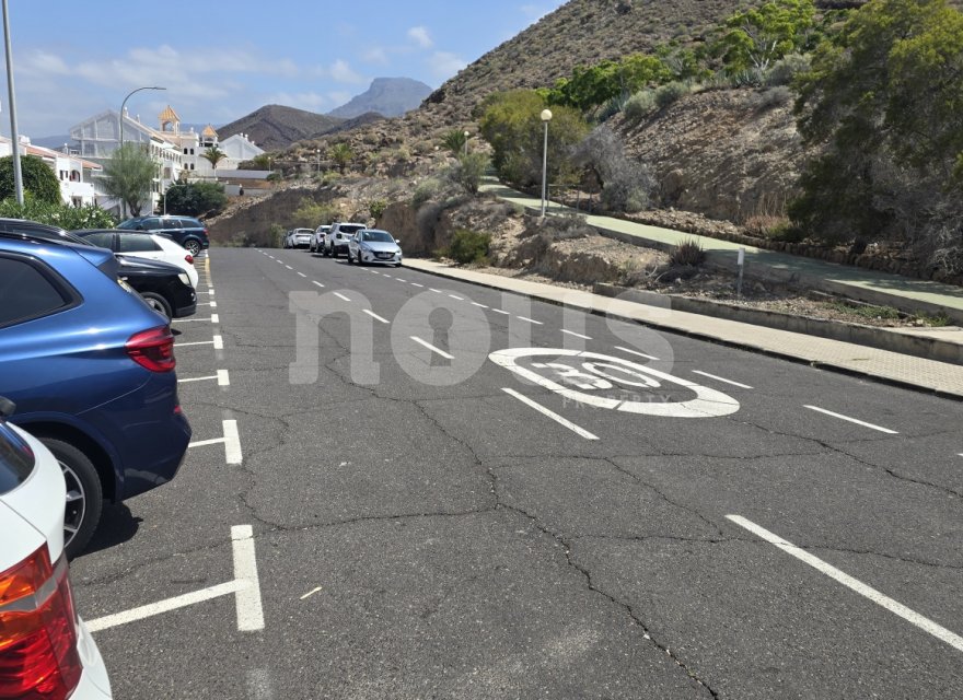 Odsprzedaż - Apartament - Los Cristianos - Port Royal