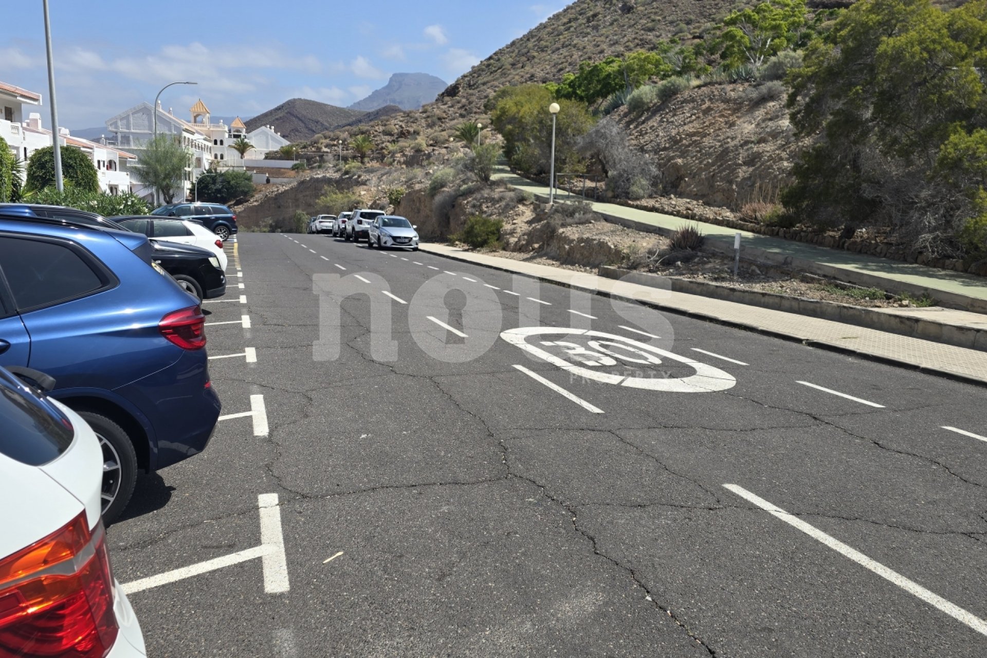 Odsprzedaż - Apartament - Los Cristianos - Port Royal