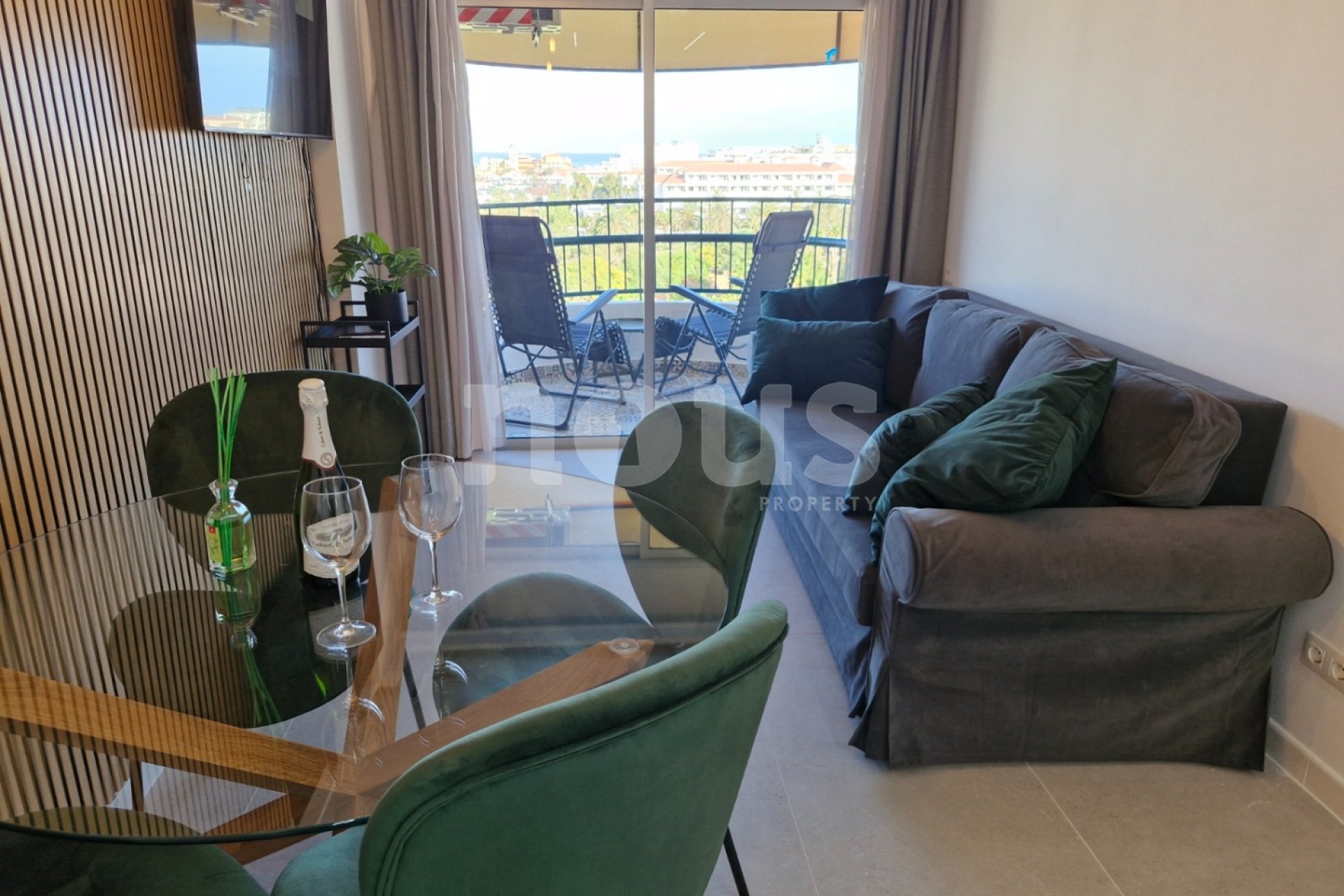 Odsprzedaż - Apartament - Los Cristianos - Torres del Sol