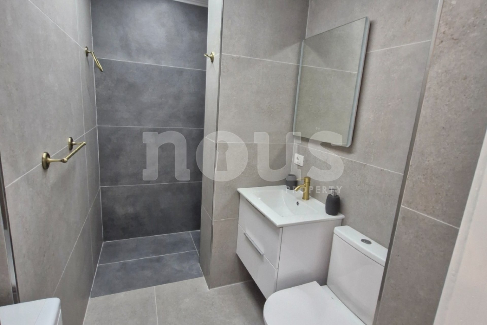 Odsprzedaż - Apartament - Los Cristianos - Torres del Sol