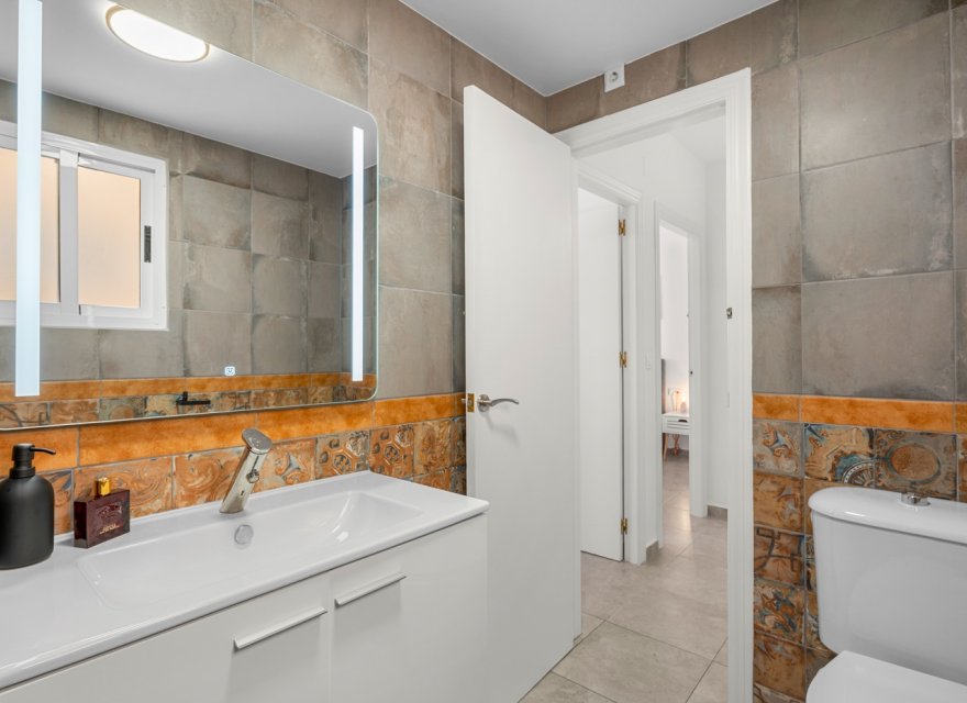 Odsprzedaż - Apartament - Los Urrutias - Estrella de Mar