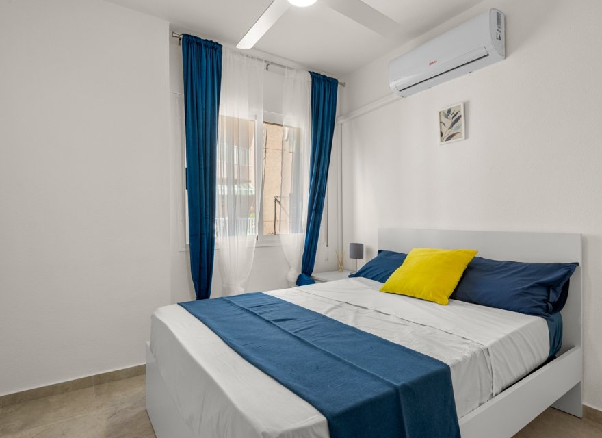 Odsprzedaż - Apartament - Los Urrutias - Estrella de Mar