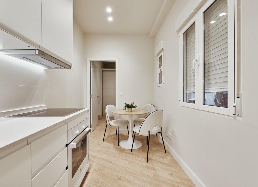 Odsprzedaż - Apartament - Madrid - Juan Bravo 59