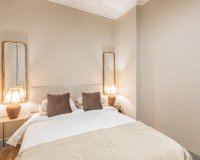 Odsprzedaż - Apartament - Madrid - Lista