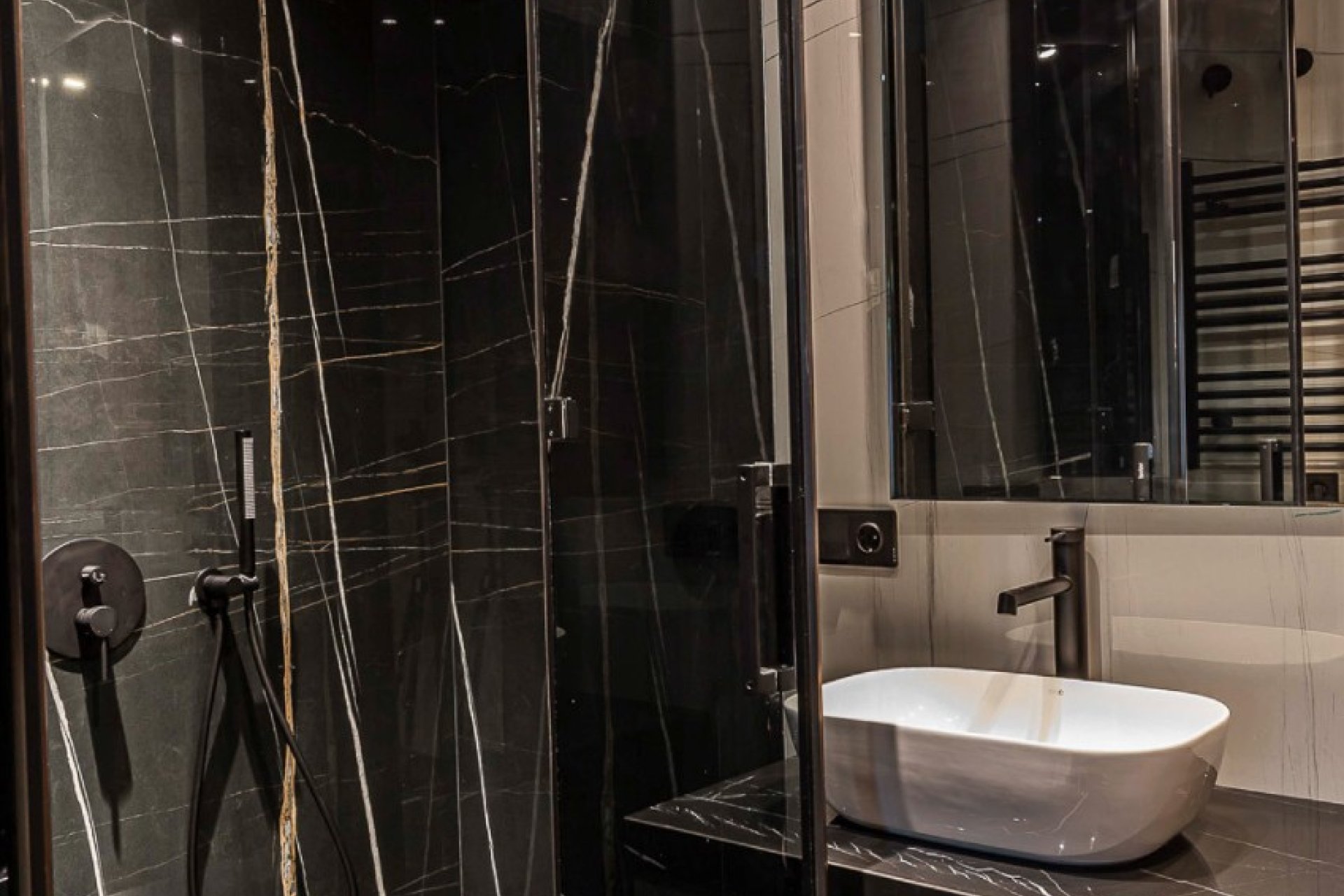 Odsprzedaż - Apartament - Madrid